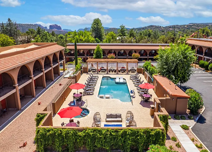 Sedona Hotels with a View